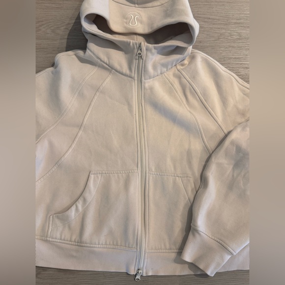 Lululemon Scuba Oversized Full-Zip Hoodie — Natural Ivory (2022) — M/L - Picture 3 of 10
